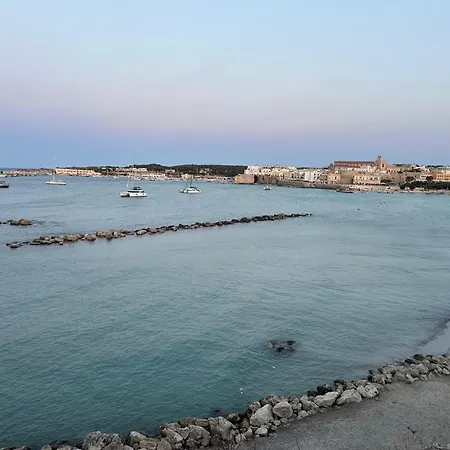 Molly's Otranto